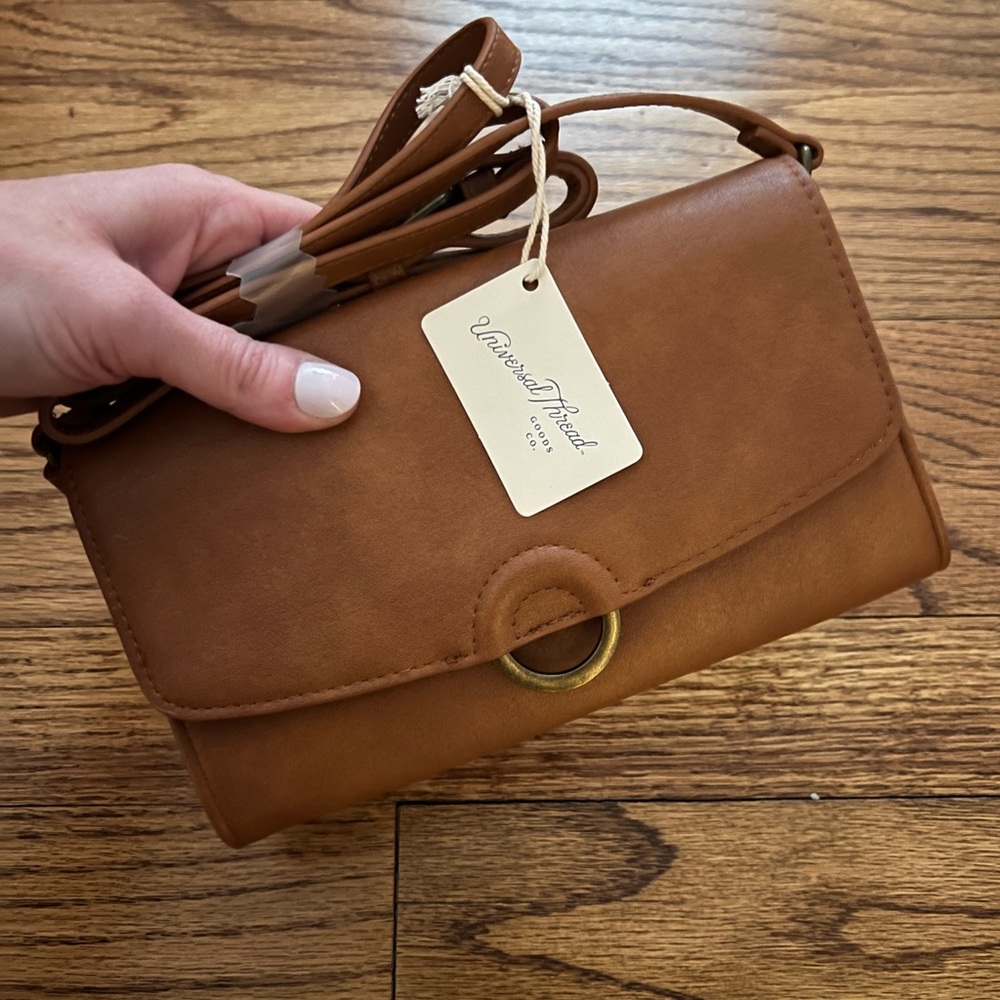 NWT Universal Thread — Ring Mini Crossbody Bag in Cognac
